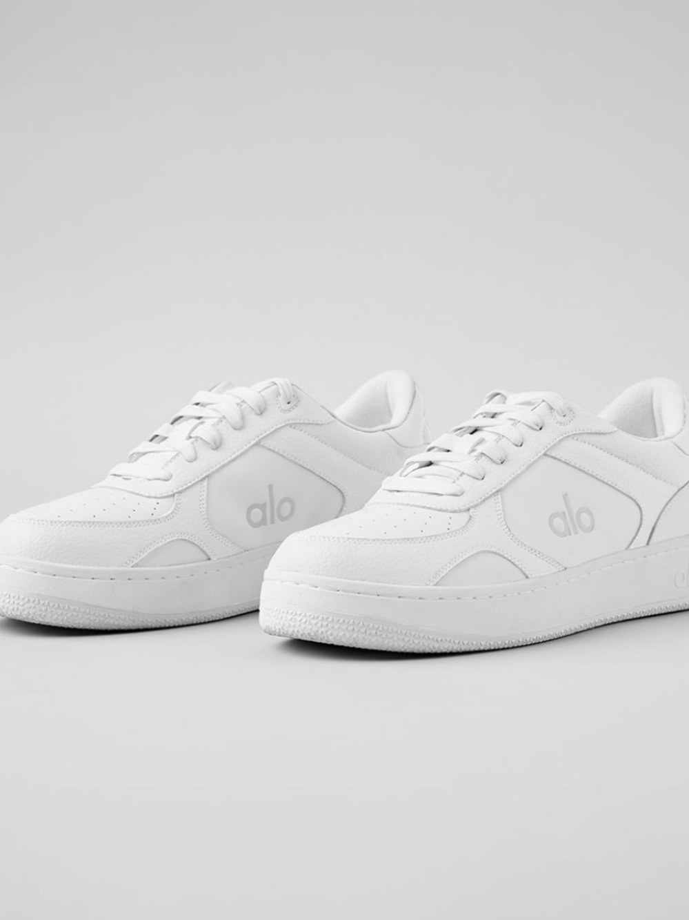 Alo White Recovery Mode Sneakers-size 8.5W/7M